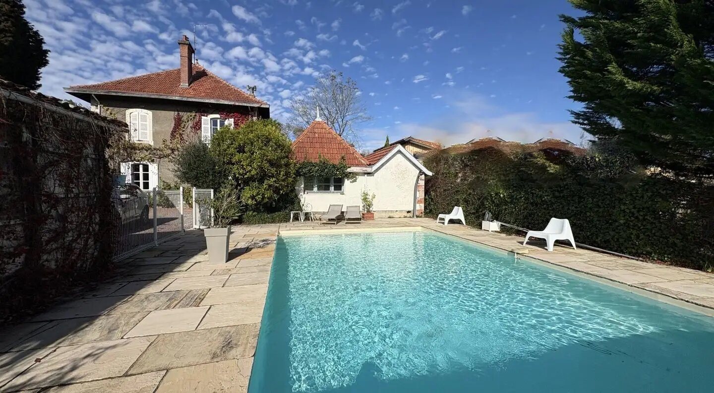 Maison à vendre, 270m², Saint-Martin-de-Seignanx