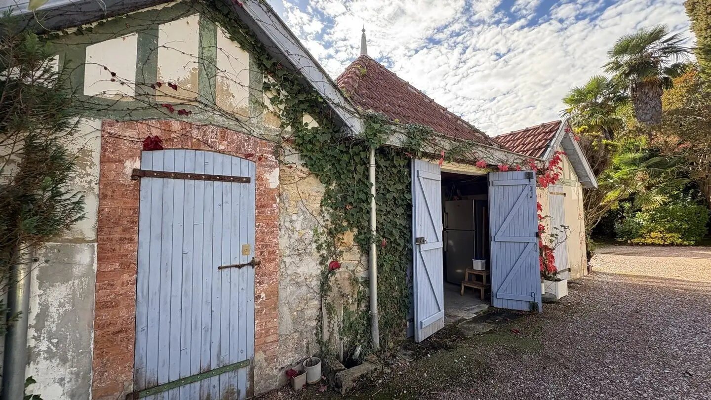 Maison à vendre, 270m², Saint-Martin-de-Seignanx