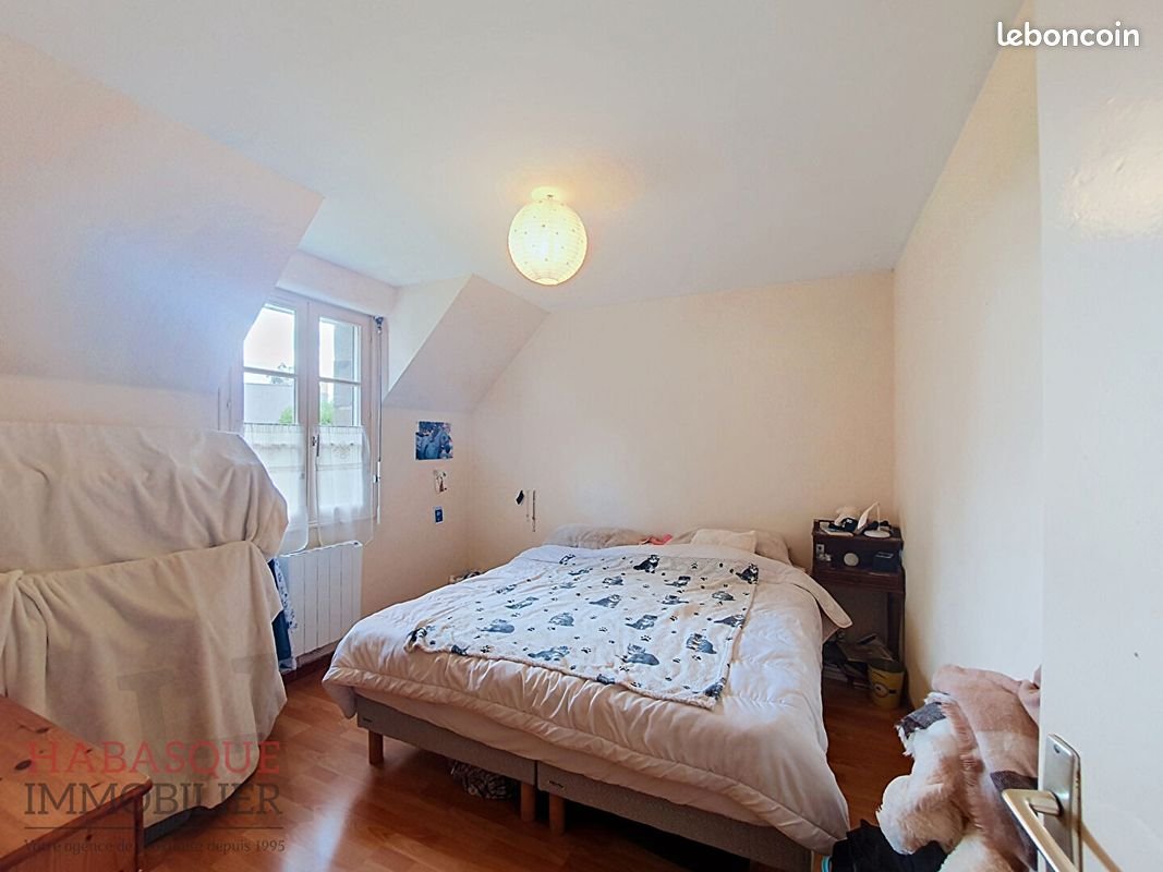 Maison à louer, 115m², Dirinon