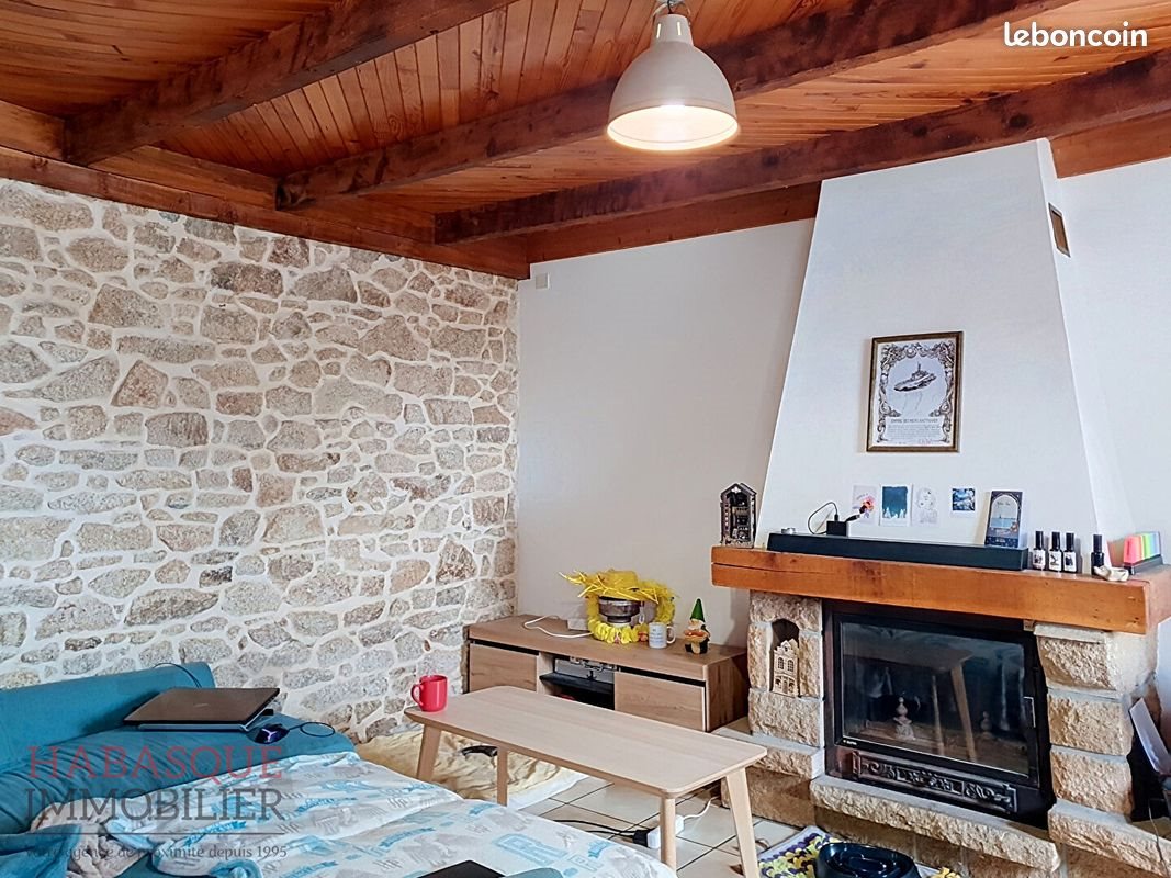 Maison à louer, 114m², Plouédern