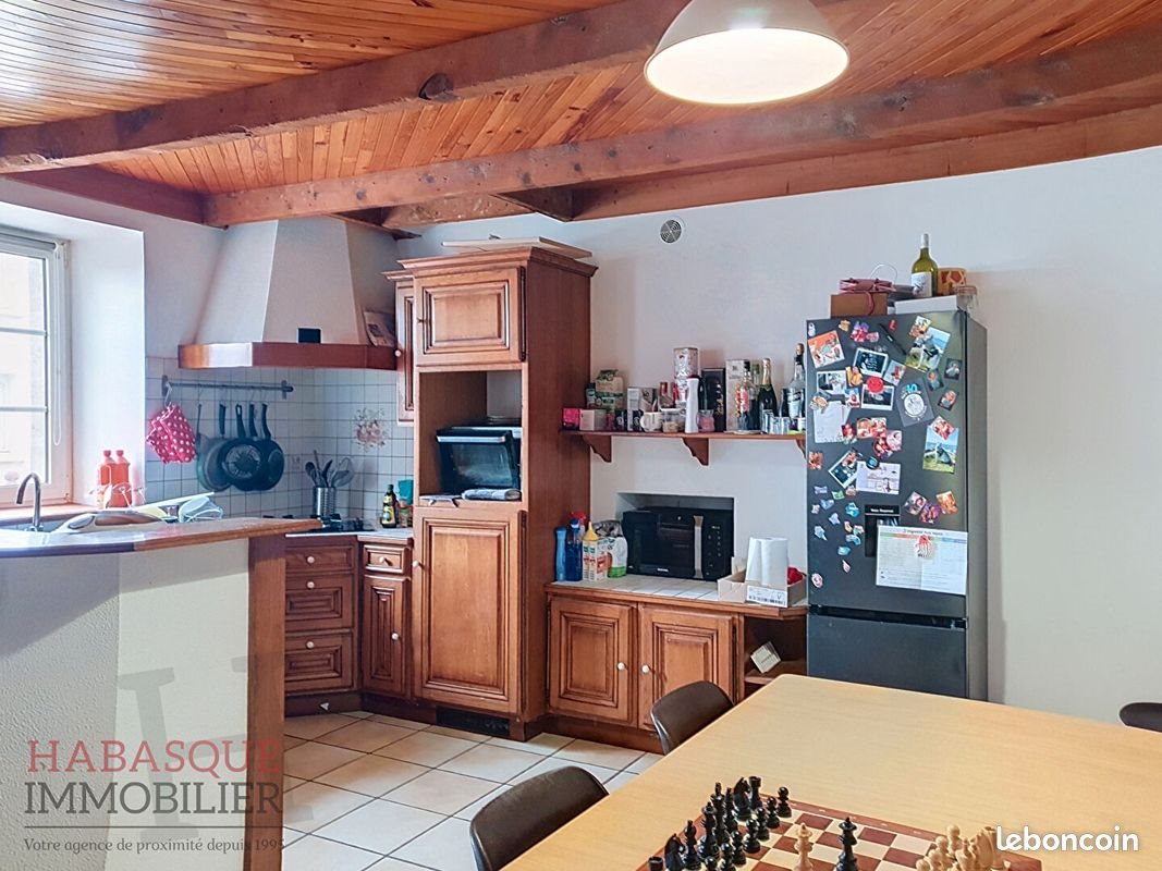 Maison à louer, 114m², Plouédern