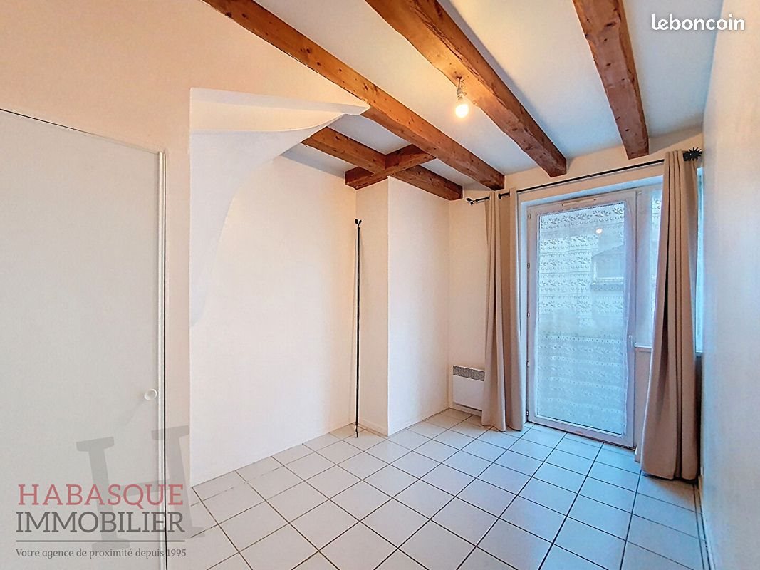 Appartement à louer, 48m², Landerneau