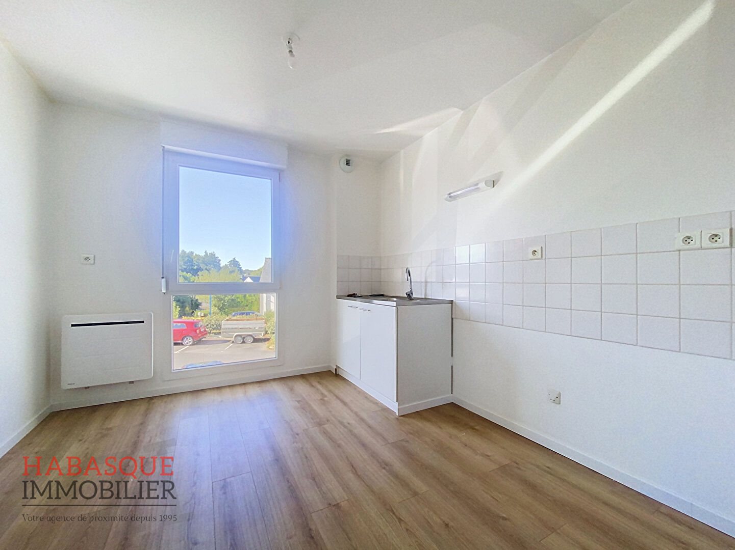 Appartement à louer, 63m², Plouvorn