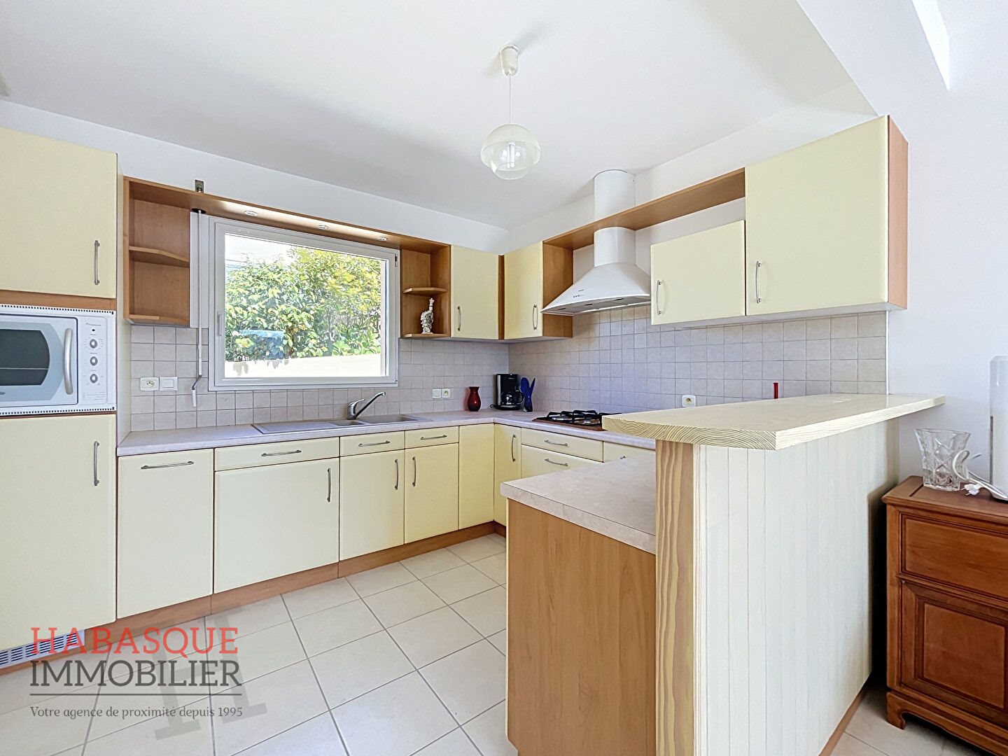 Maison à louer, 90m², Plouider