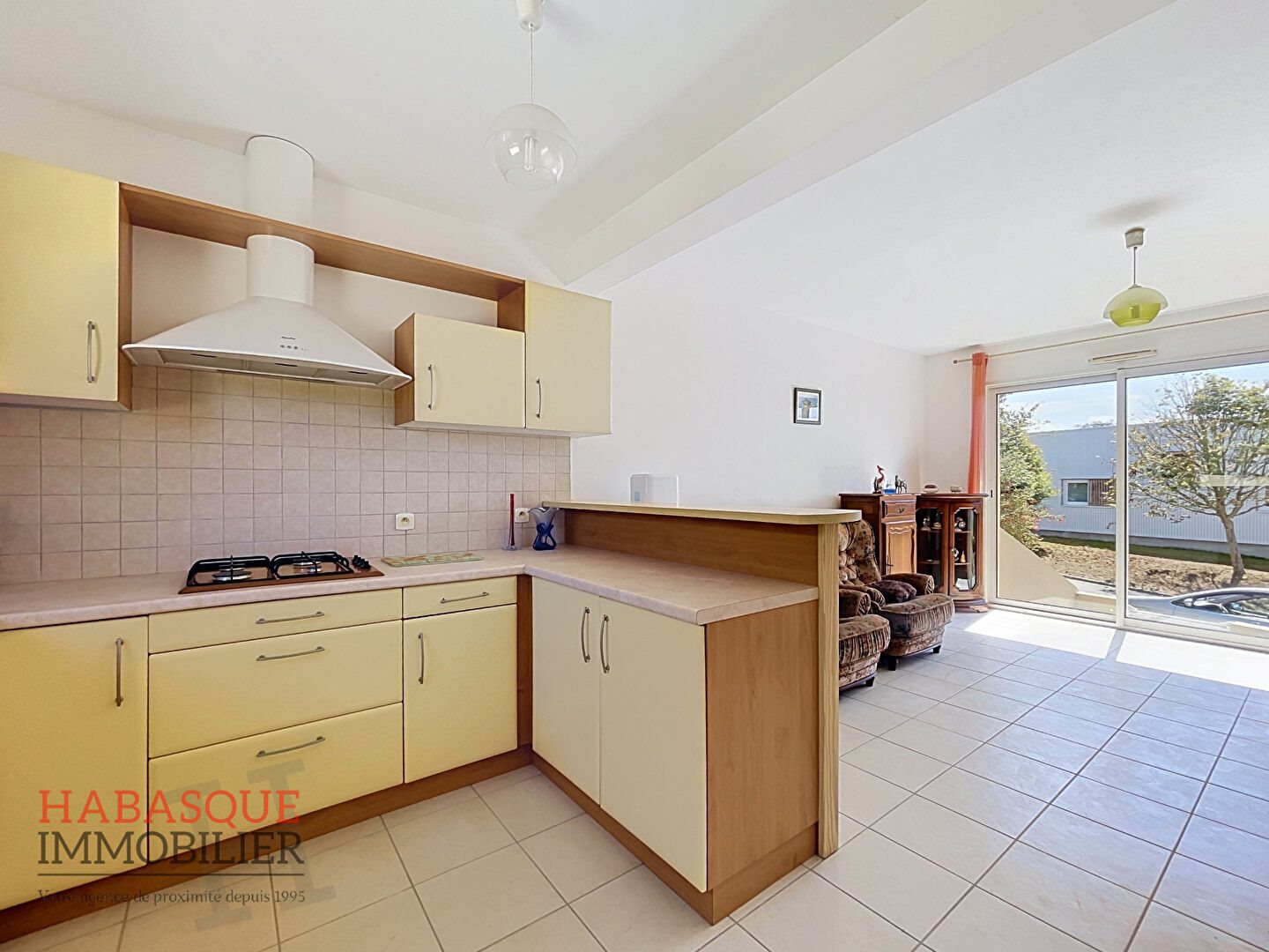 Maison à louer, 90m², Plouider