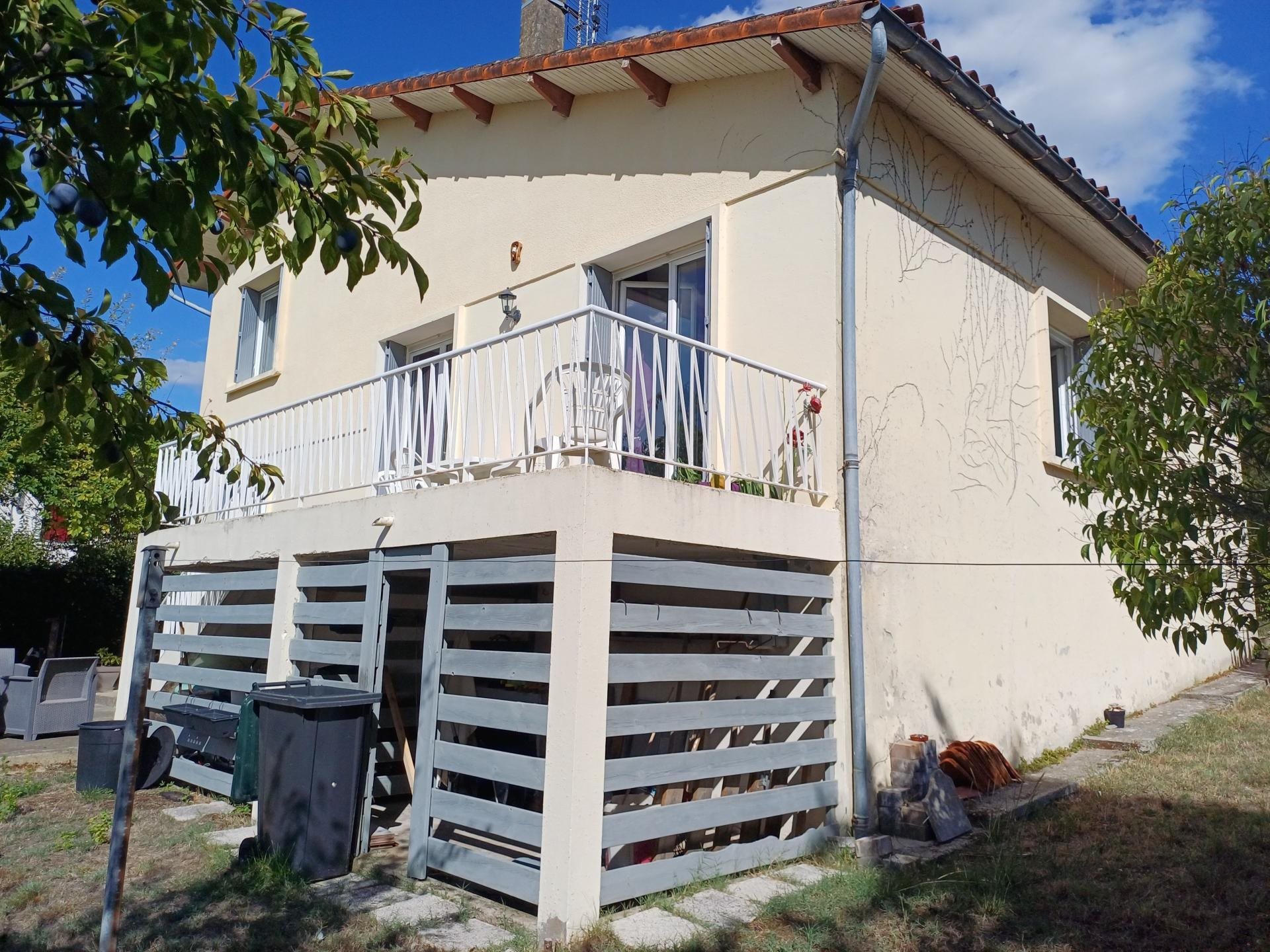 Maison à vendre, 94m², Chalais