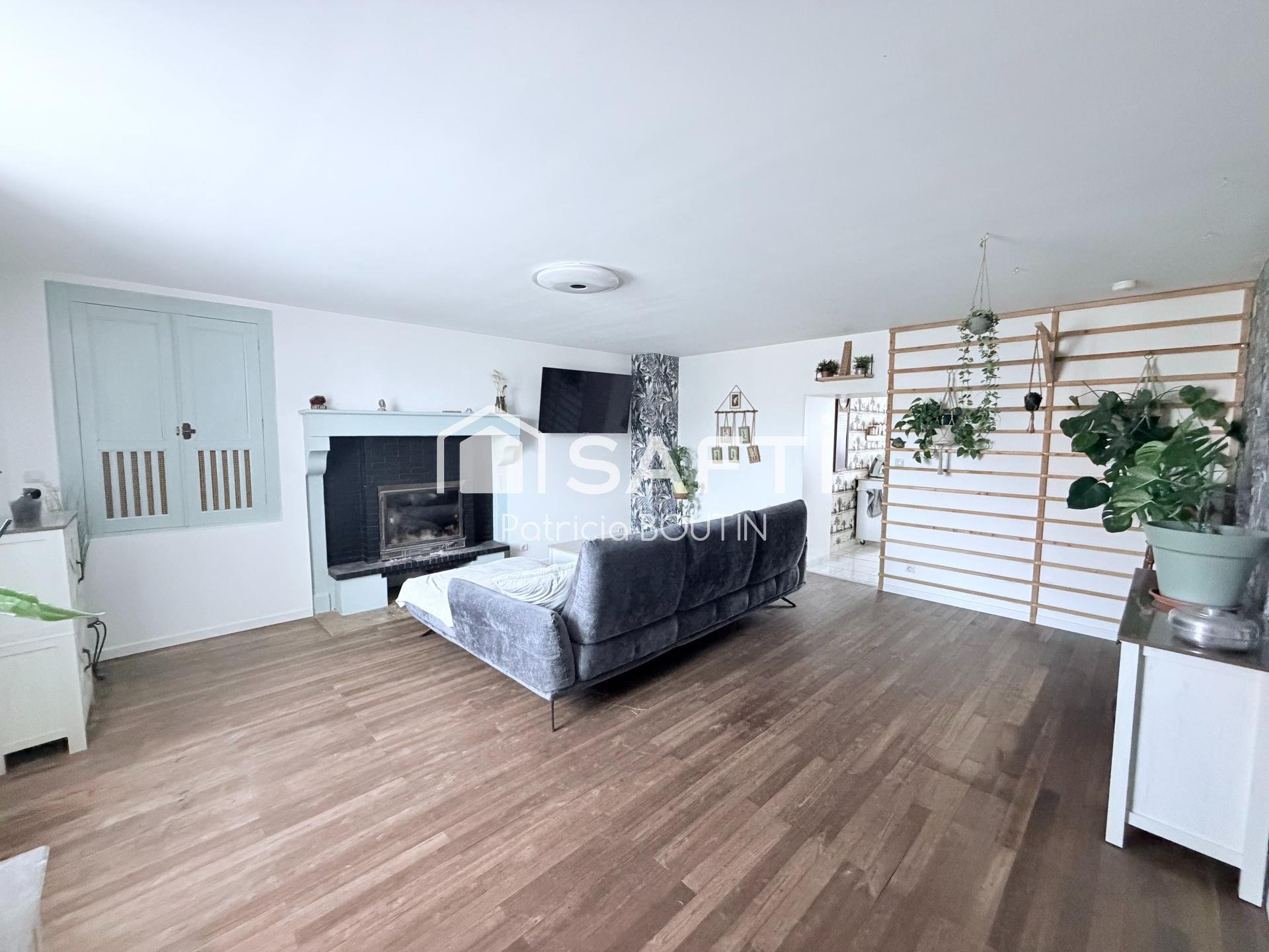 Maison à vendre, 217m², Saint-Romans-lès-Melle