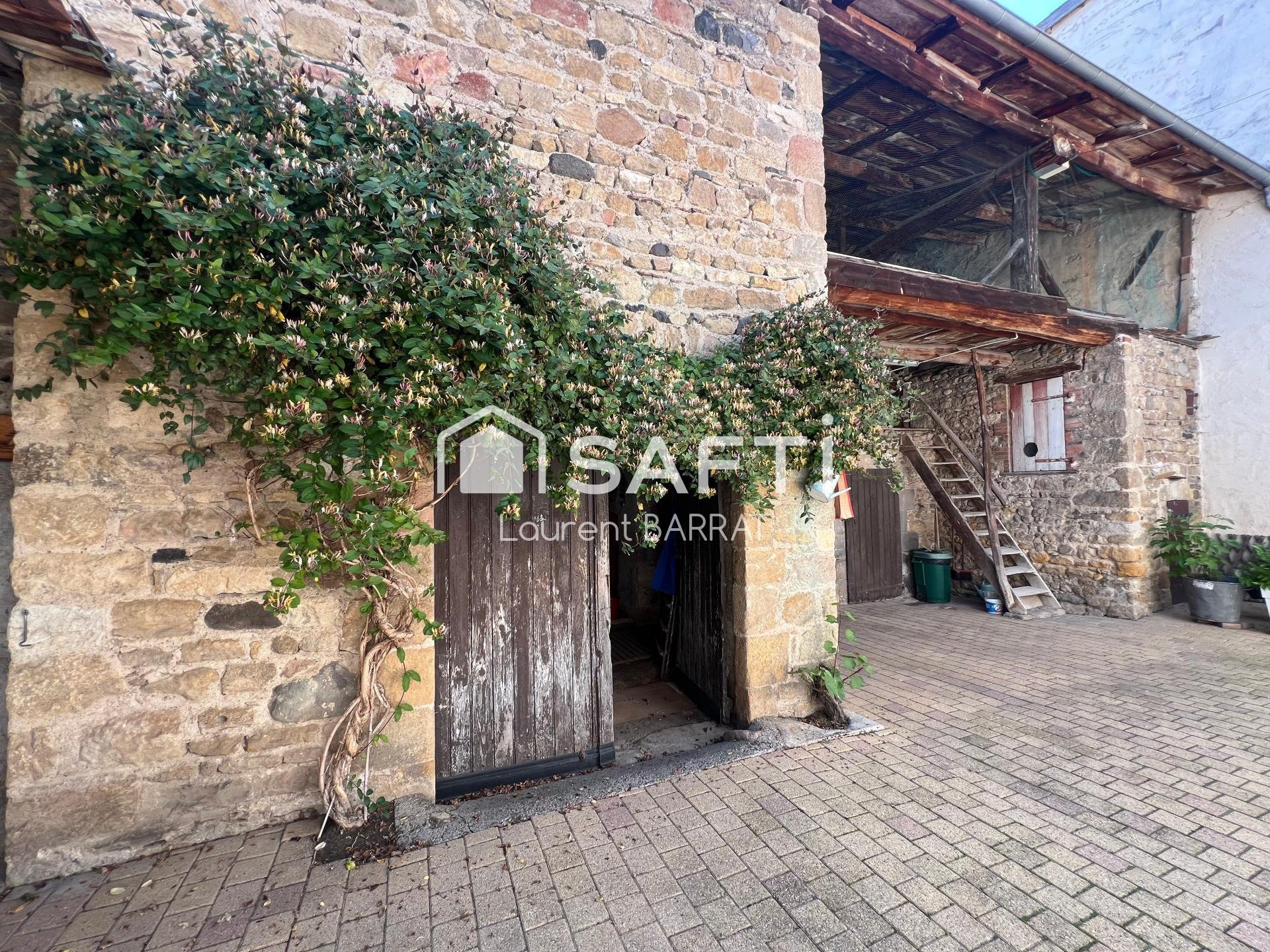 Maison à vendre, 175m², Le Breuil-sur-Couze