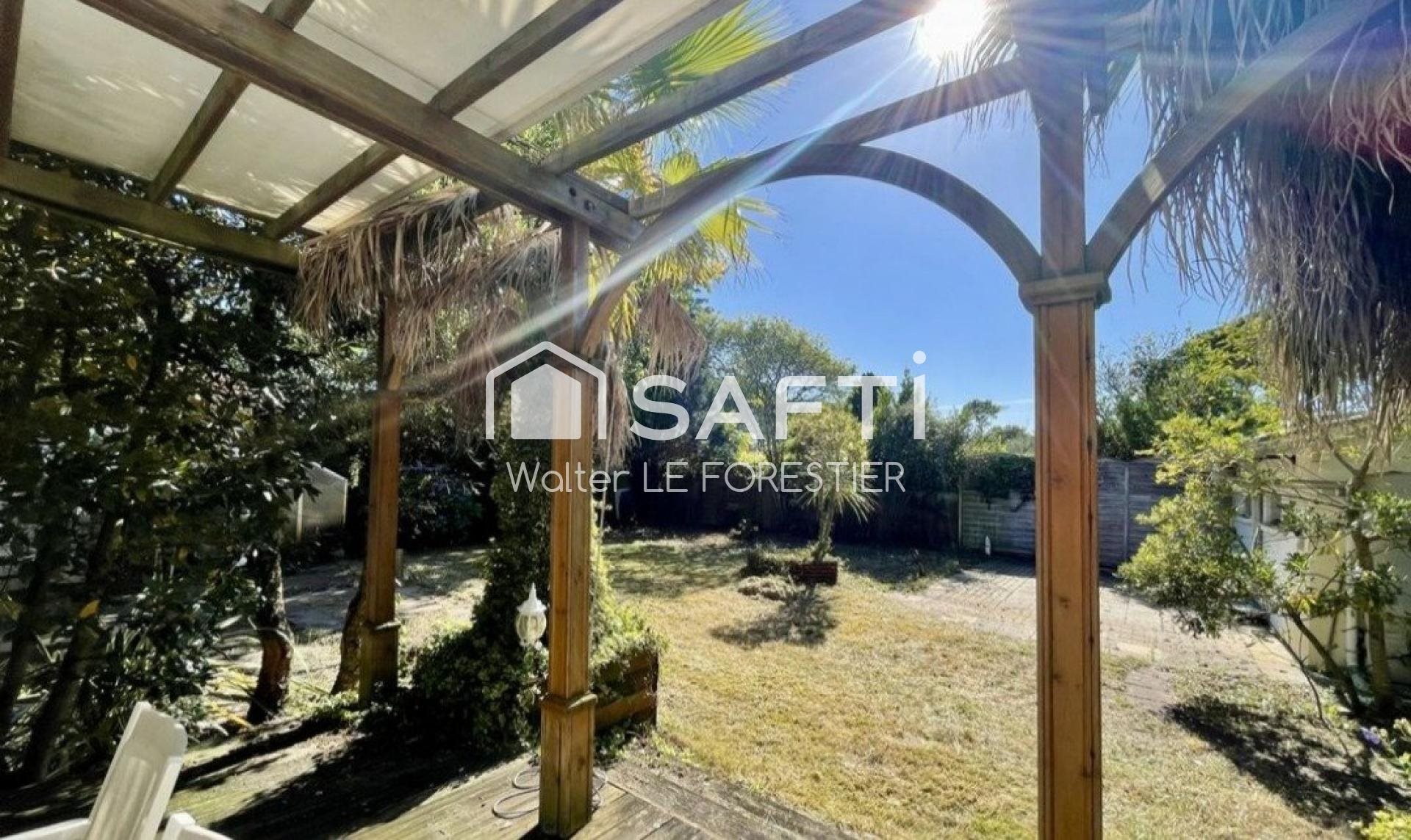 Maison à vendre, 341m², Arès