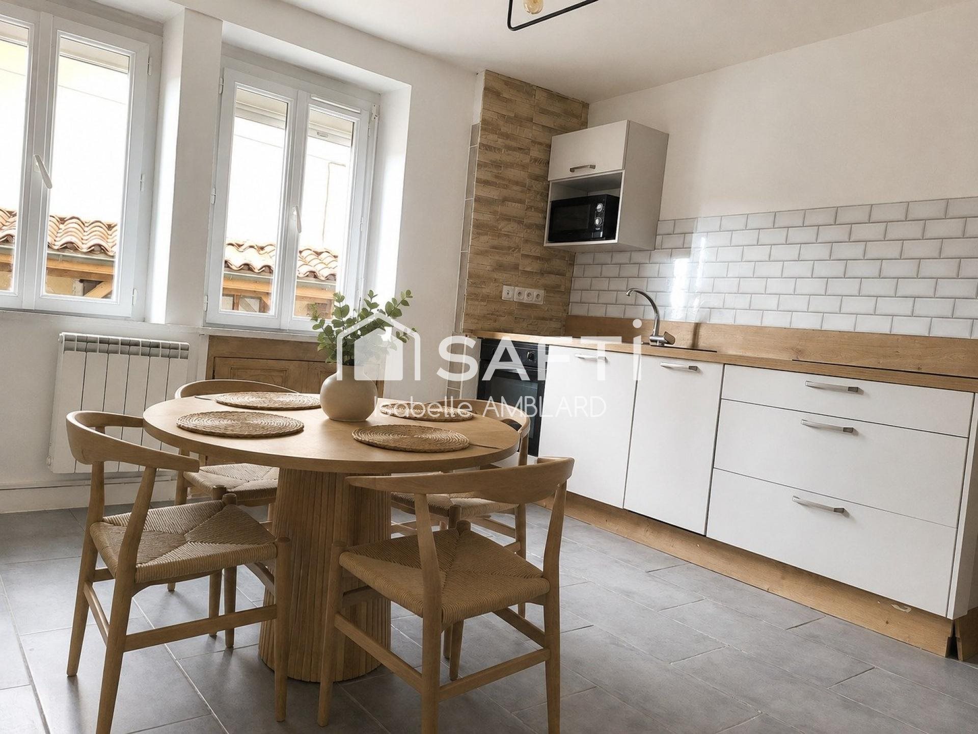 Maison à vendre, 89m², Poncin