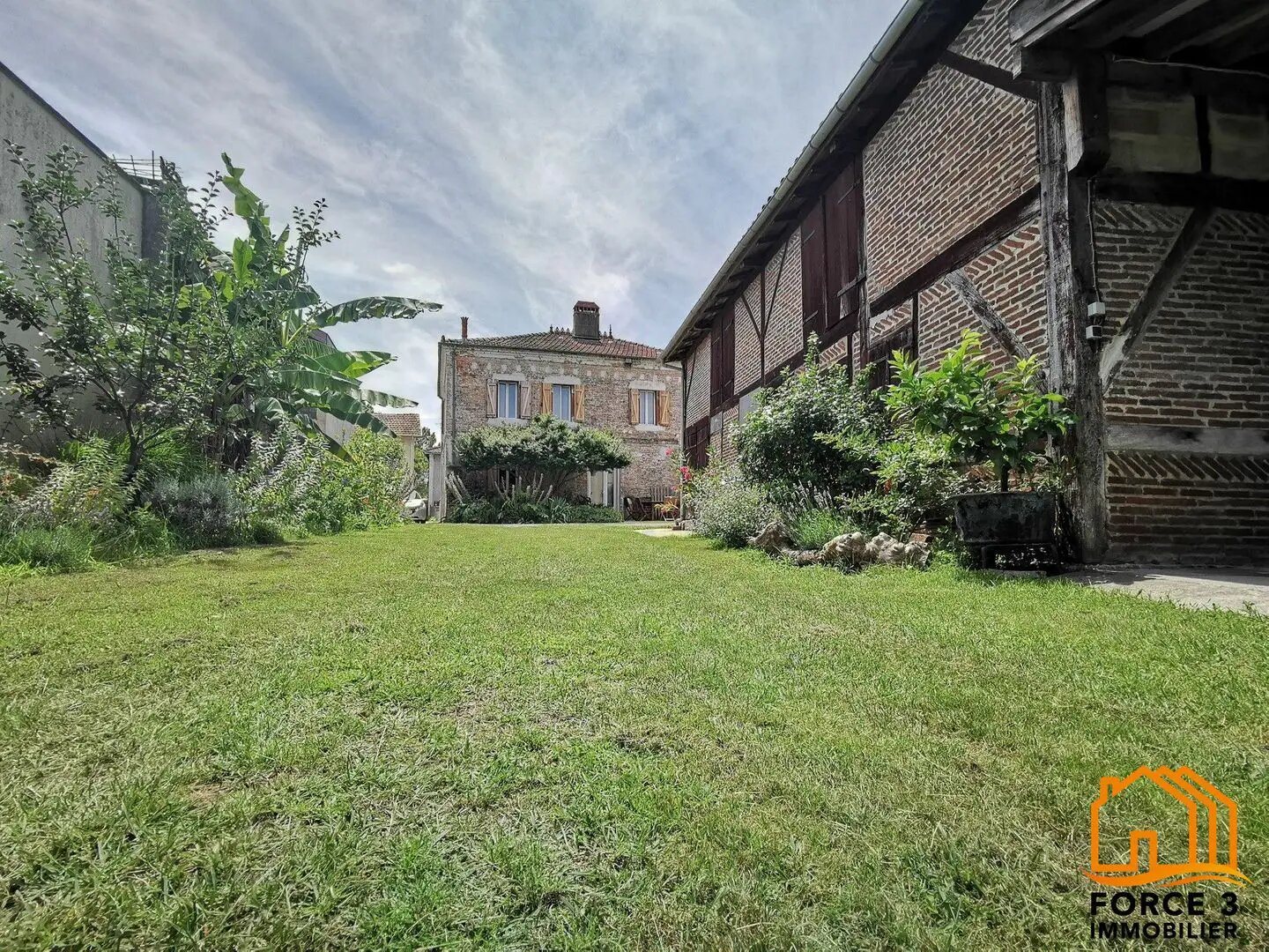 Maison à vendre, 250m², Saint-Julien-en-Born
