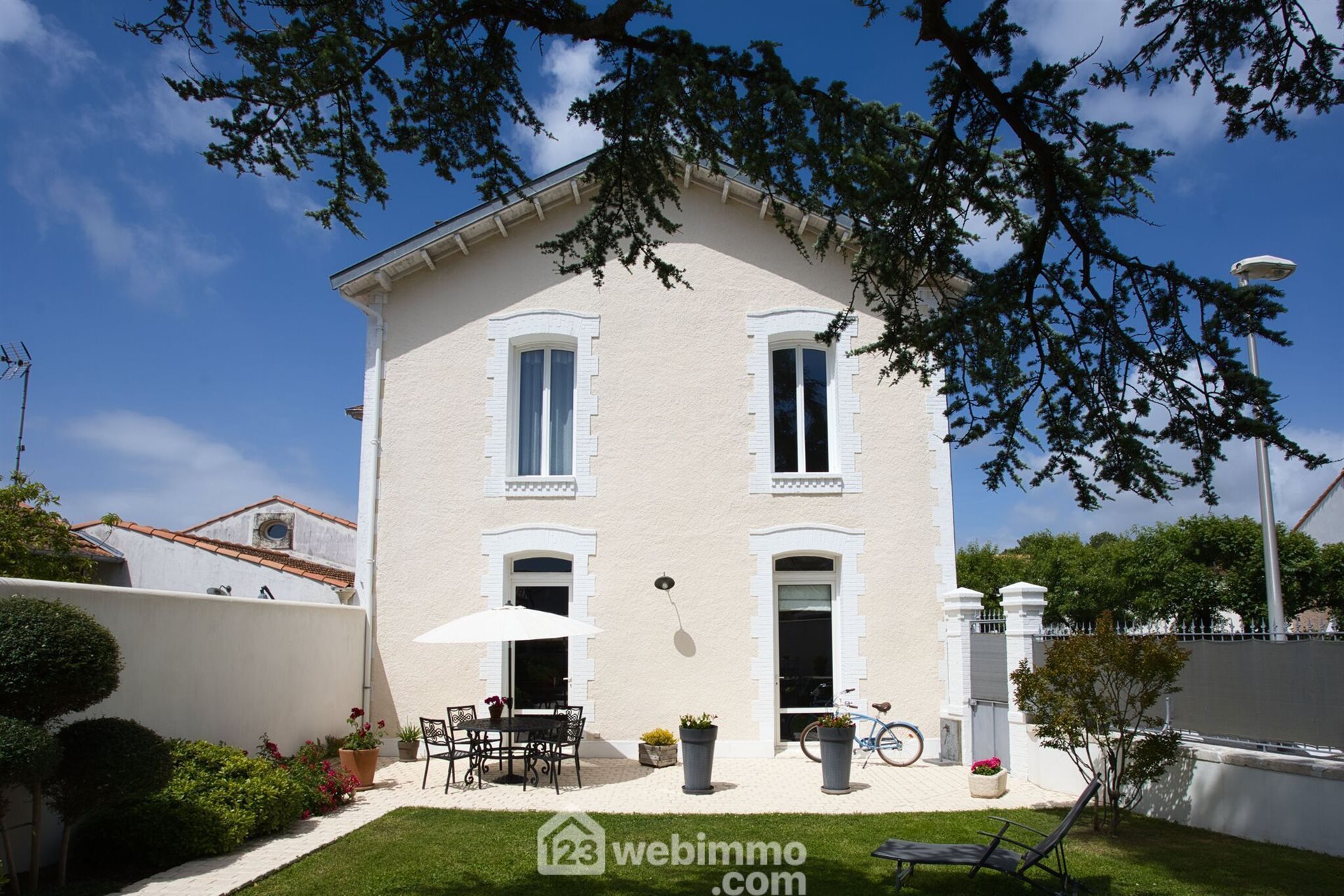 Maison à vendre, 163m², Nieul-sur-Mer
