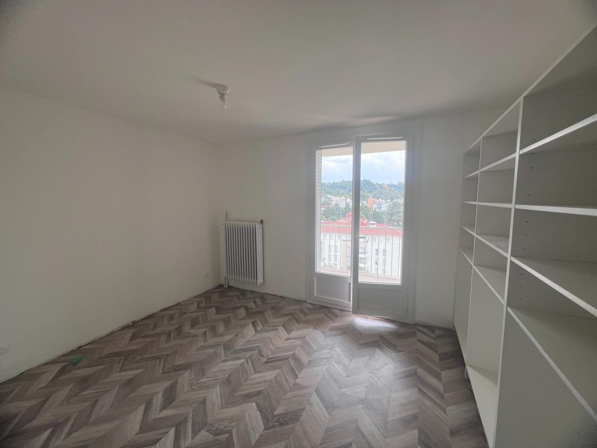 Appartement à louer, 70m², Vienne