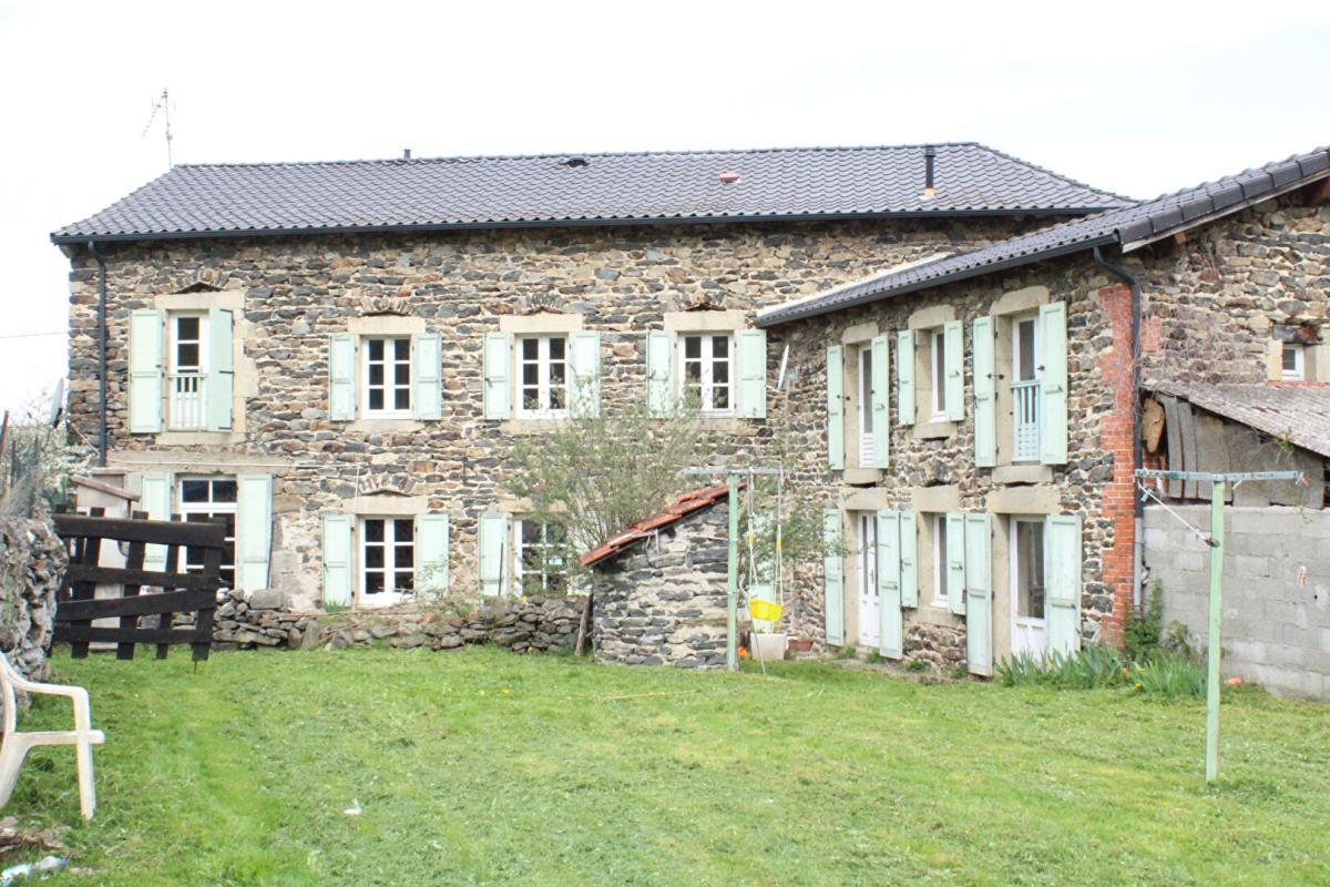 Maison à vendre, 225m², Saint-Hostien