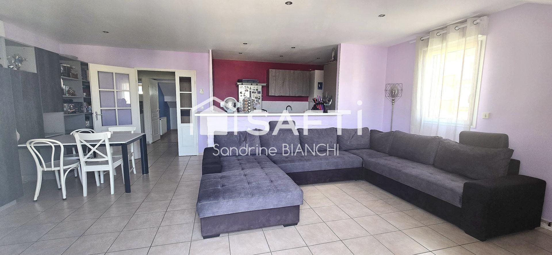 Appartement à vendre, 63m², Pont-de-Chéruy