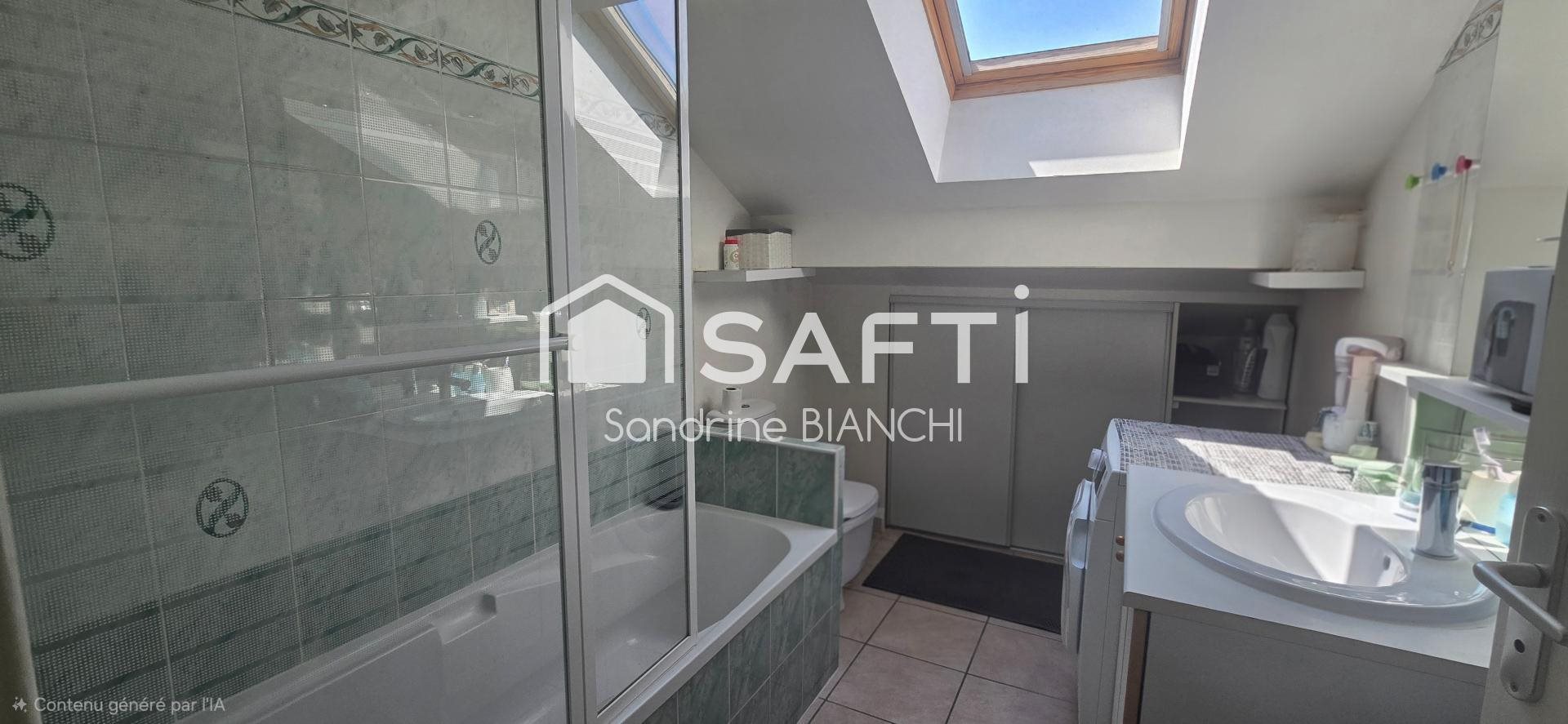 Appartement à vendre, 63m², Pont-de-Chéruy