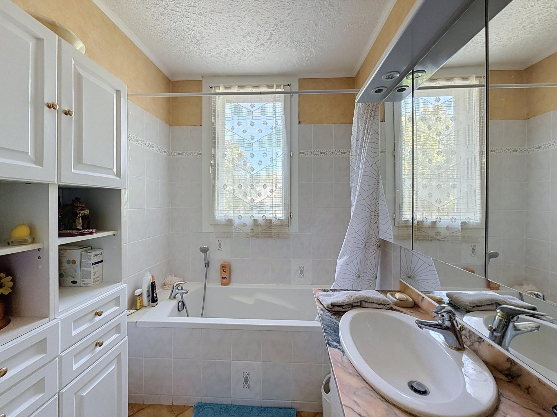 Appartement à vendre, 77m², Avignon