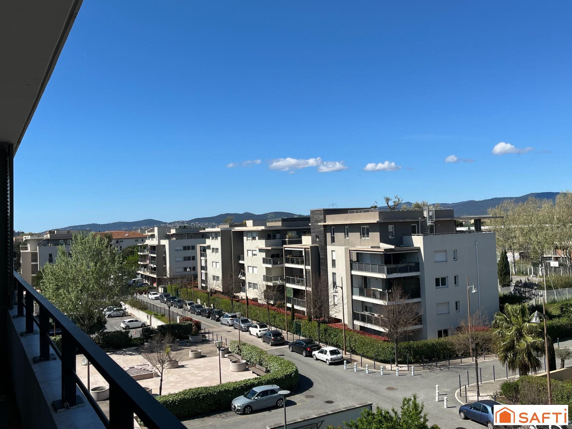 Appartement à vendre, 62m², Fréjus