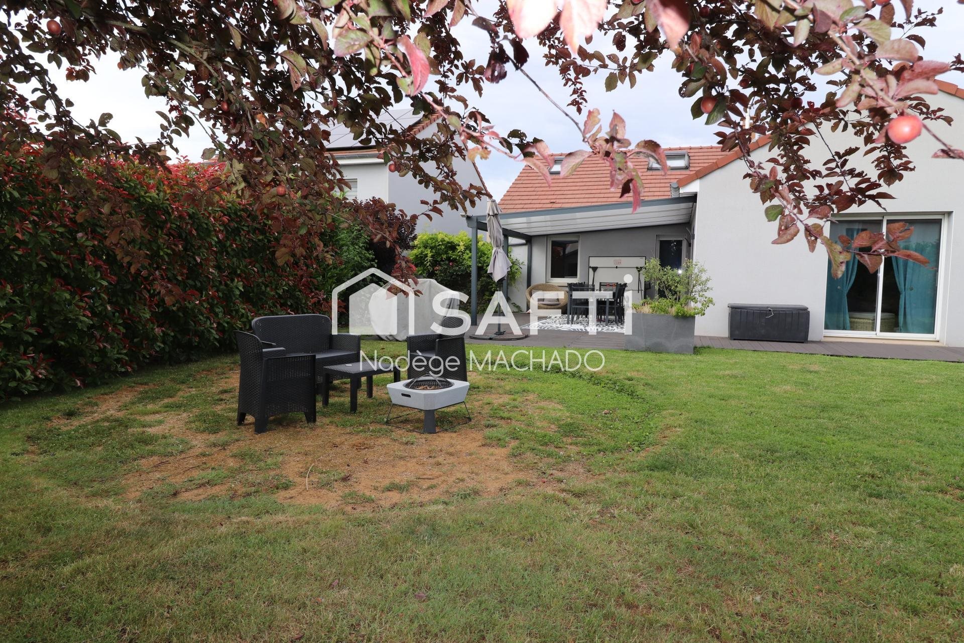 Maison à vendre, 155m², Avril