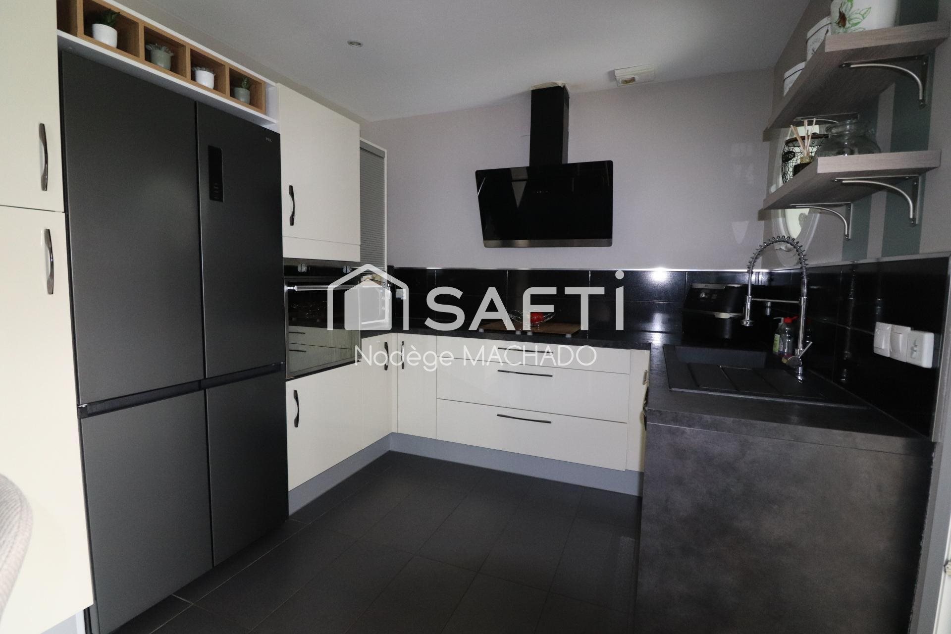 Maison à vendre, 155m², Avril