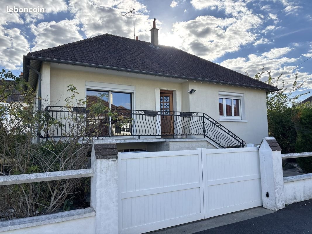 Maison à vendre, 103m², La Chaussée-Saint-Victor