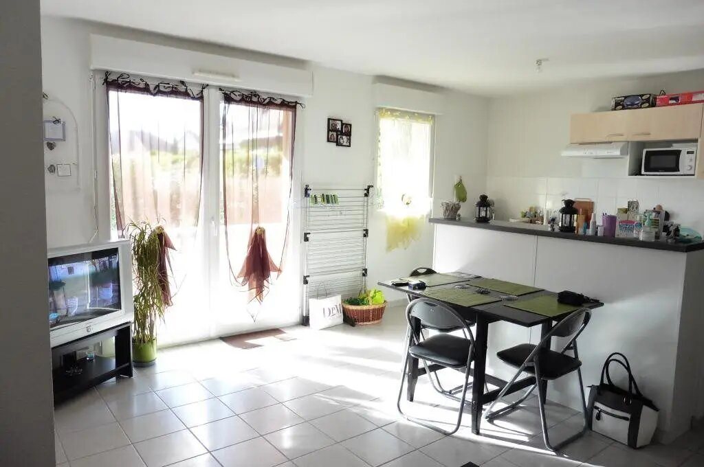 Appartement à louer, 43m², La Chaussée-Saint-Victor