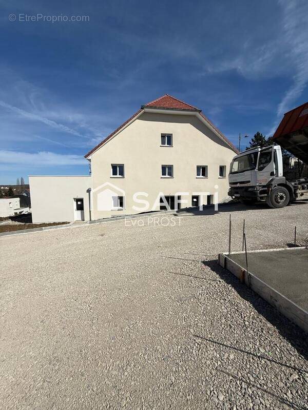 Appartement à vendre, 110m², Pouilley-les-Vignes