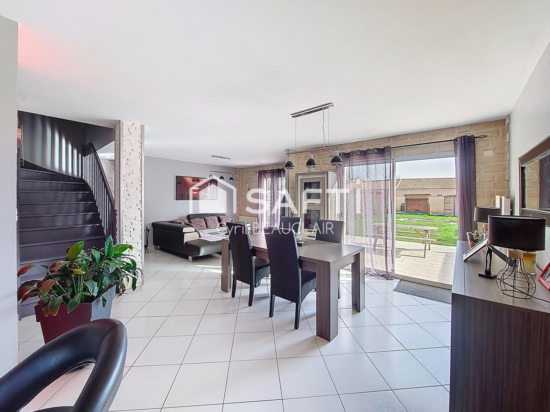Maison à vendre, 105m², Sainte-Pazanne