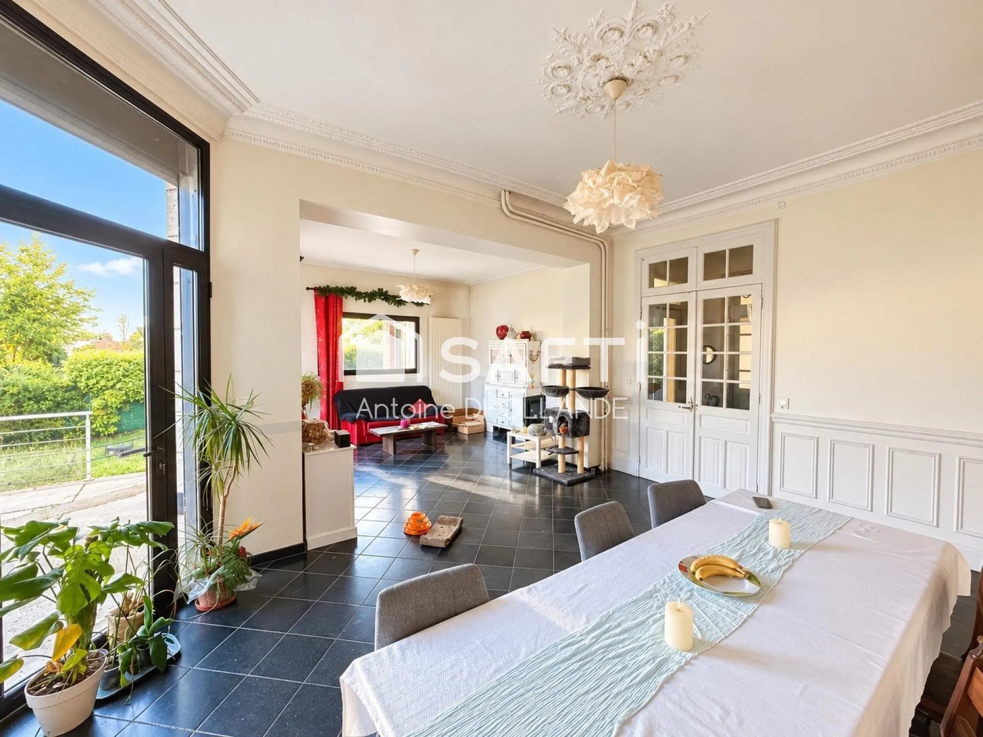 Maison à vendre, 287m², Saint-Quentin