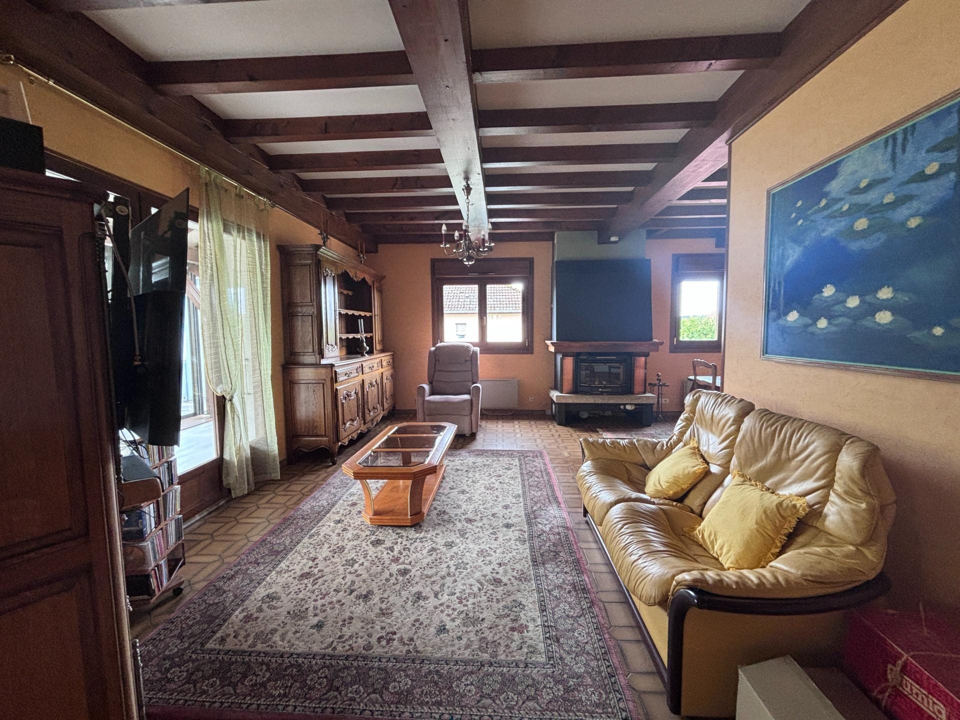 Maison à vendre, 143m², Avanne-Aveney