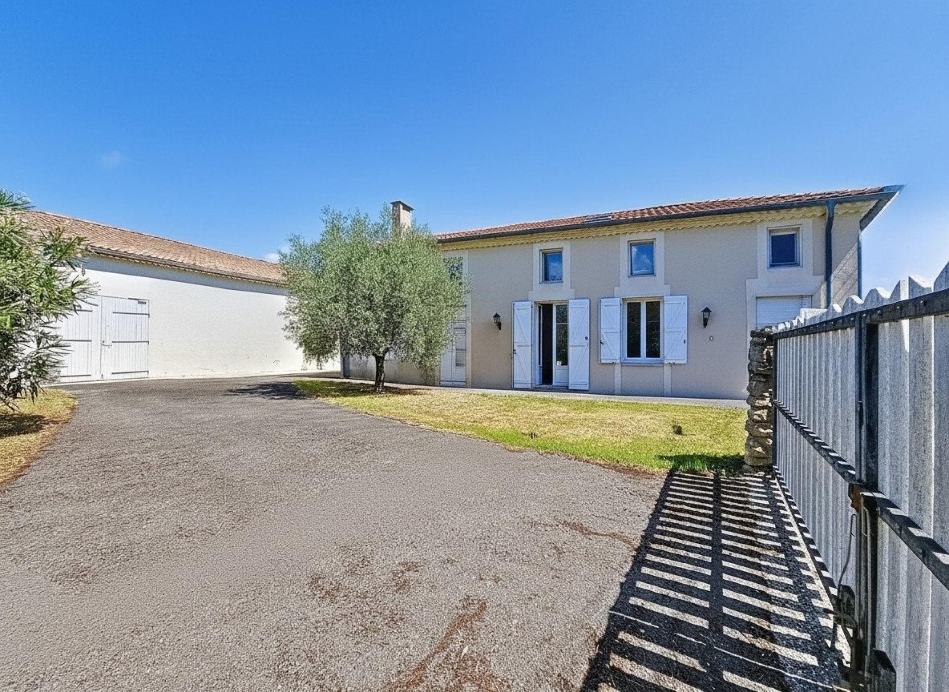 Maison à vendre, 194m², Saint-Yzans-de-Médoc