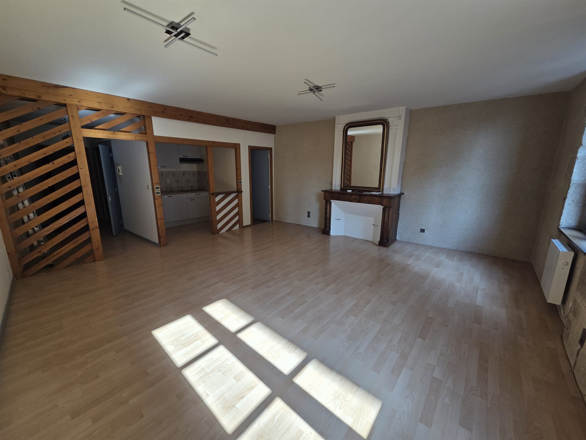 Appartement à louer, 53m², Figeac