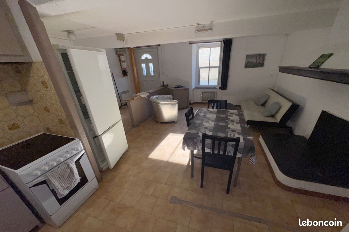 Maison à vendre, 135m², Roubia