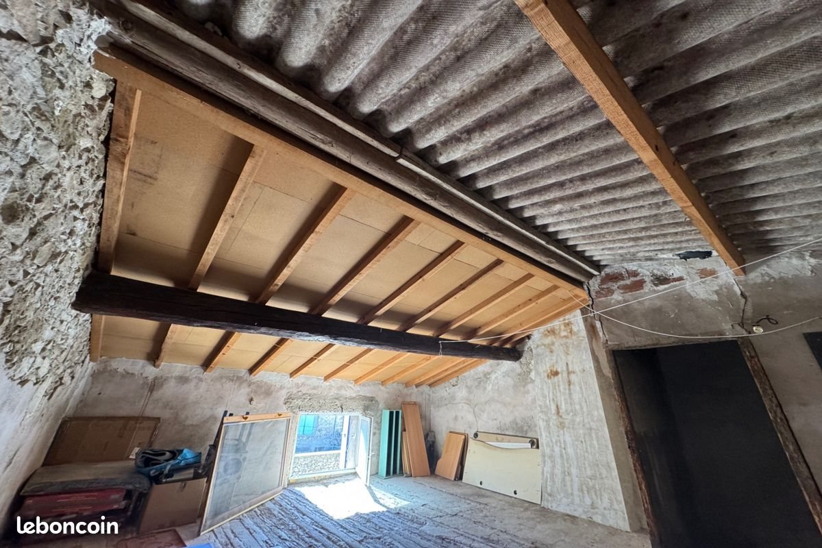 Maison à vendre, 135m², Roubia
