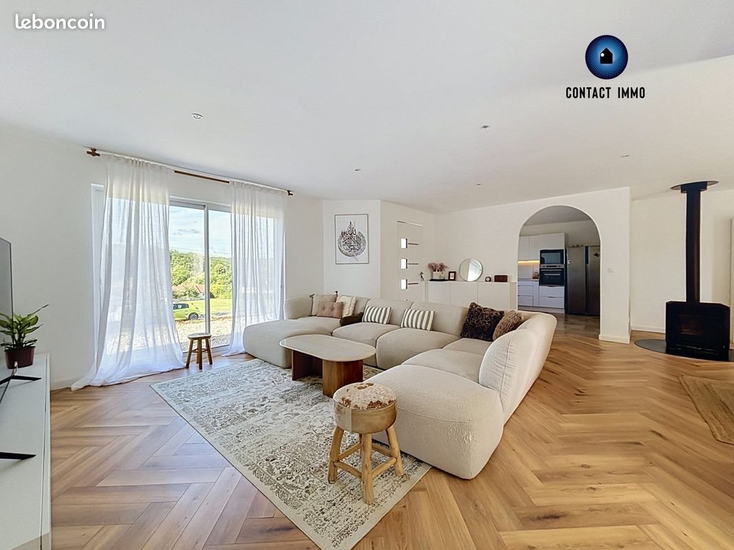 Maison à vendre, 122m², Terrasson-Lavilledieu