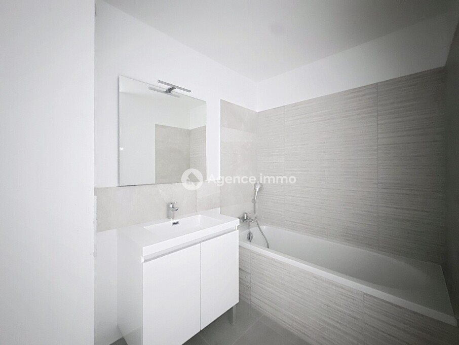 Appartement à louer, 89m², Flassans-sur-Issole