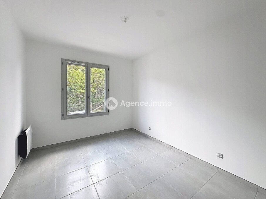 Appartement à louer, 89m², Flassans-sur-Issole