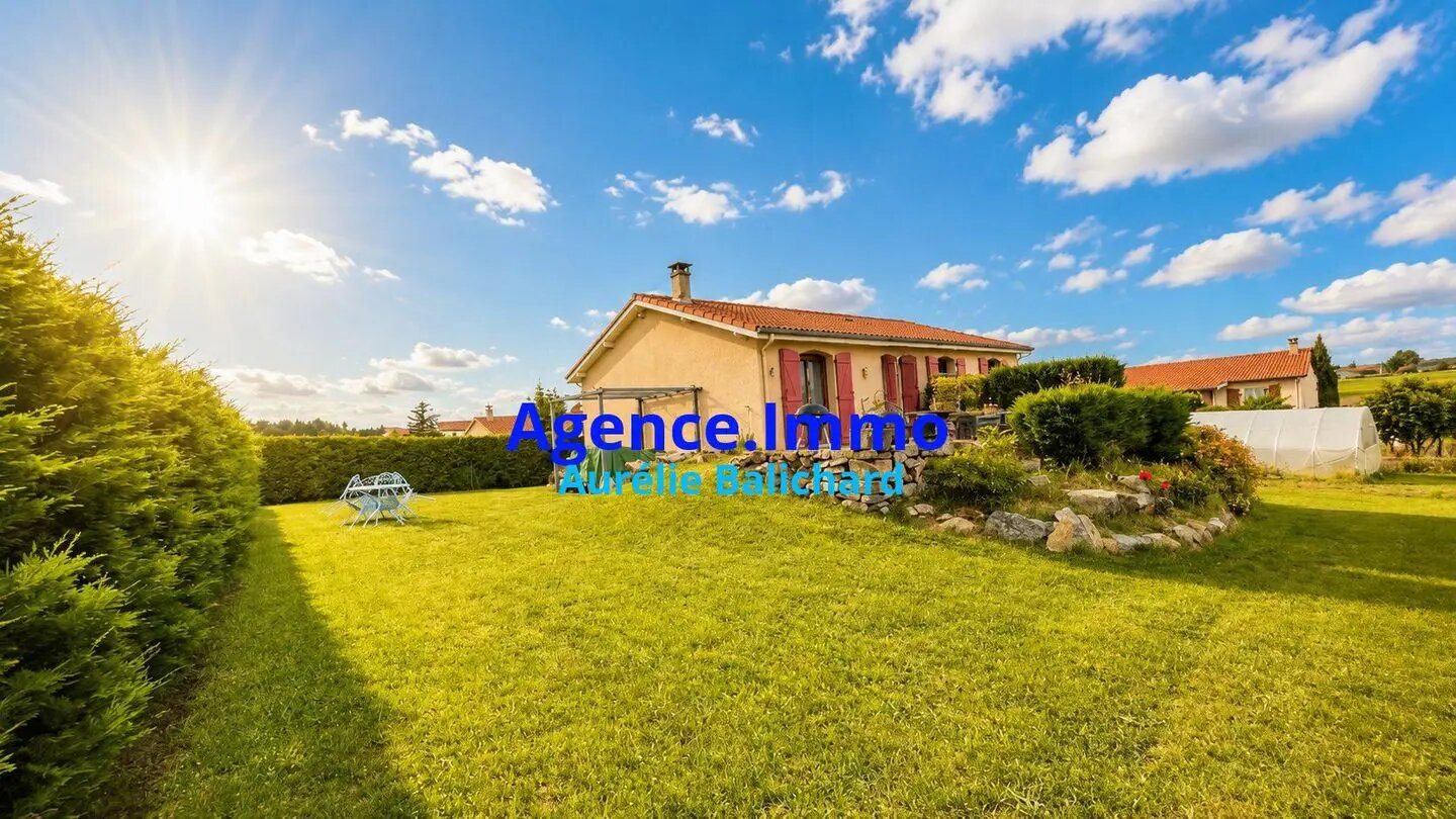 Maison à vendre, 111m², Saint-Maurice-en-Gourgois