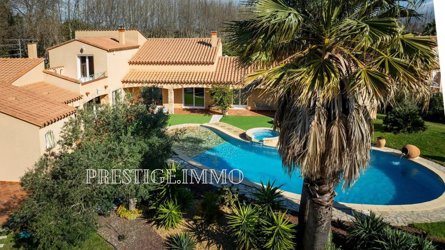 Maison à vendre, 297m², Saint-Cyprien
