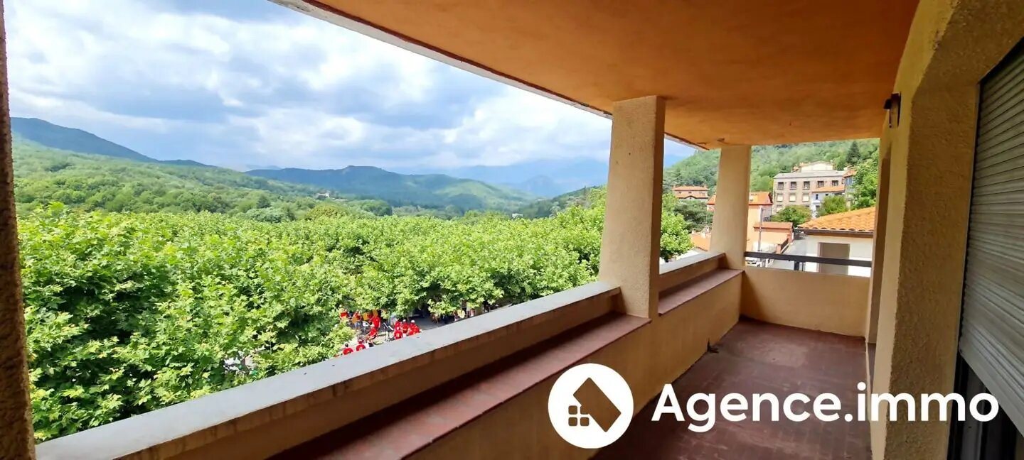 Appartement à vendre, 319m², Saint-Laurent-de-Cerdans