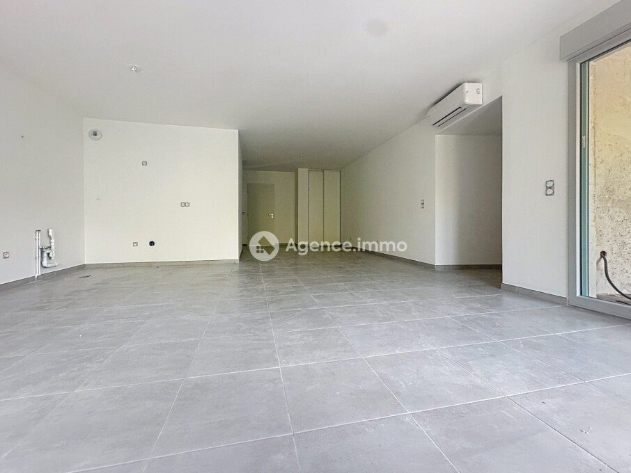Appartement à louer, 80m², Flassans-sur-Issole