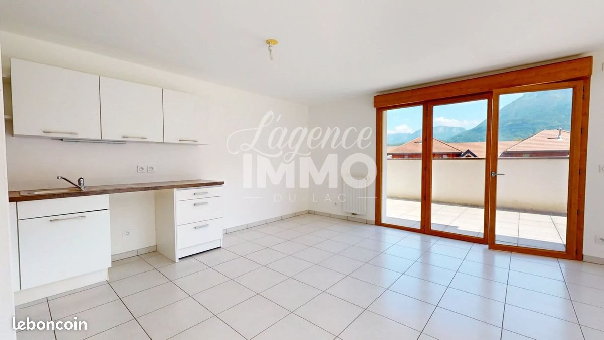 Appartement à vendre, 71m², Duingt