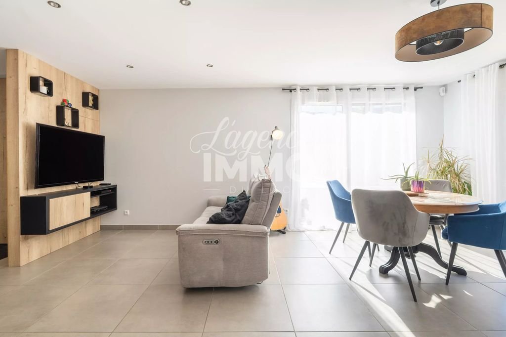 Maison à vendre, 90m², Saint-Jorioz