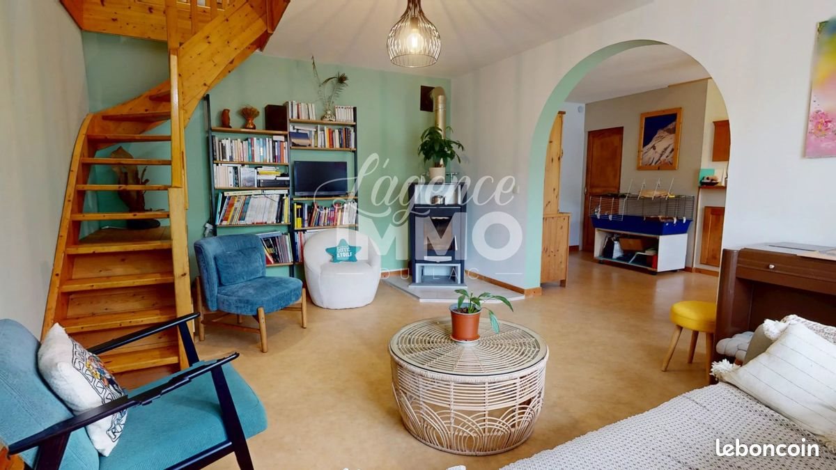 Maison à vendre, 102m², Saint-Jorioz