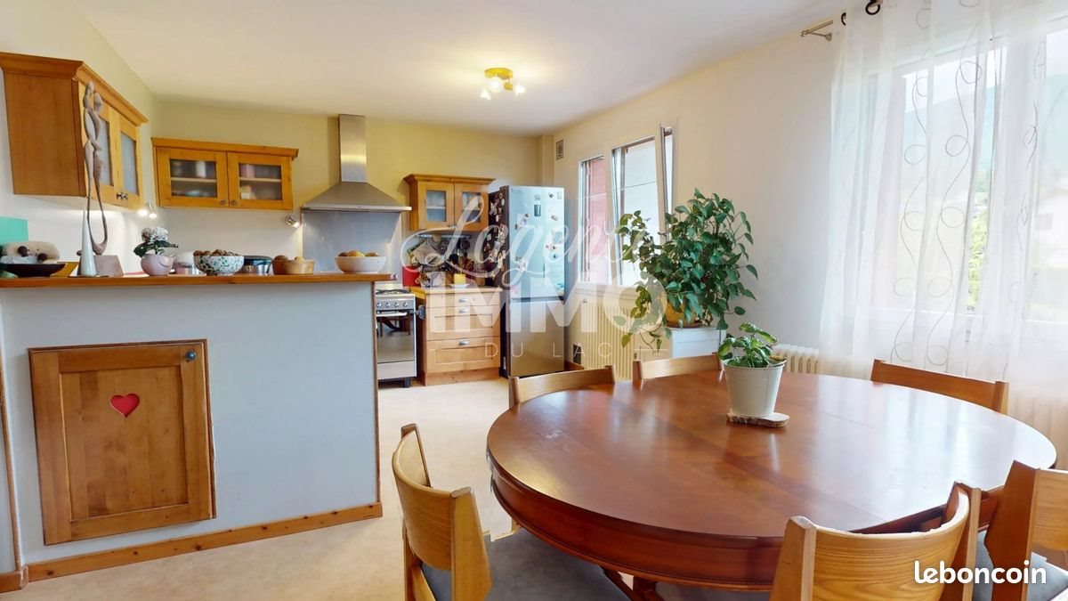 Maison à vendre, 102m², Saint-Jorioz