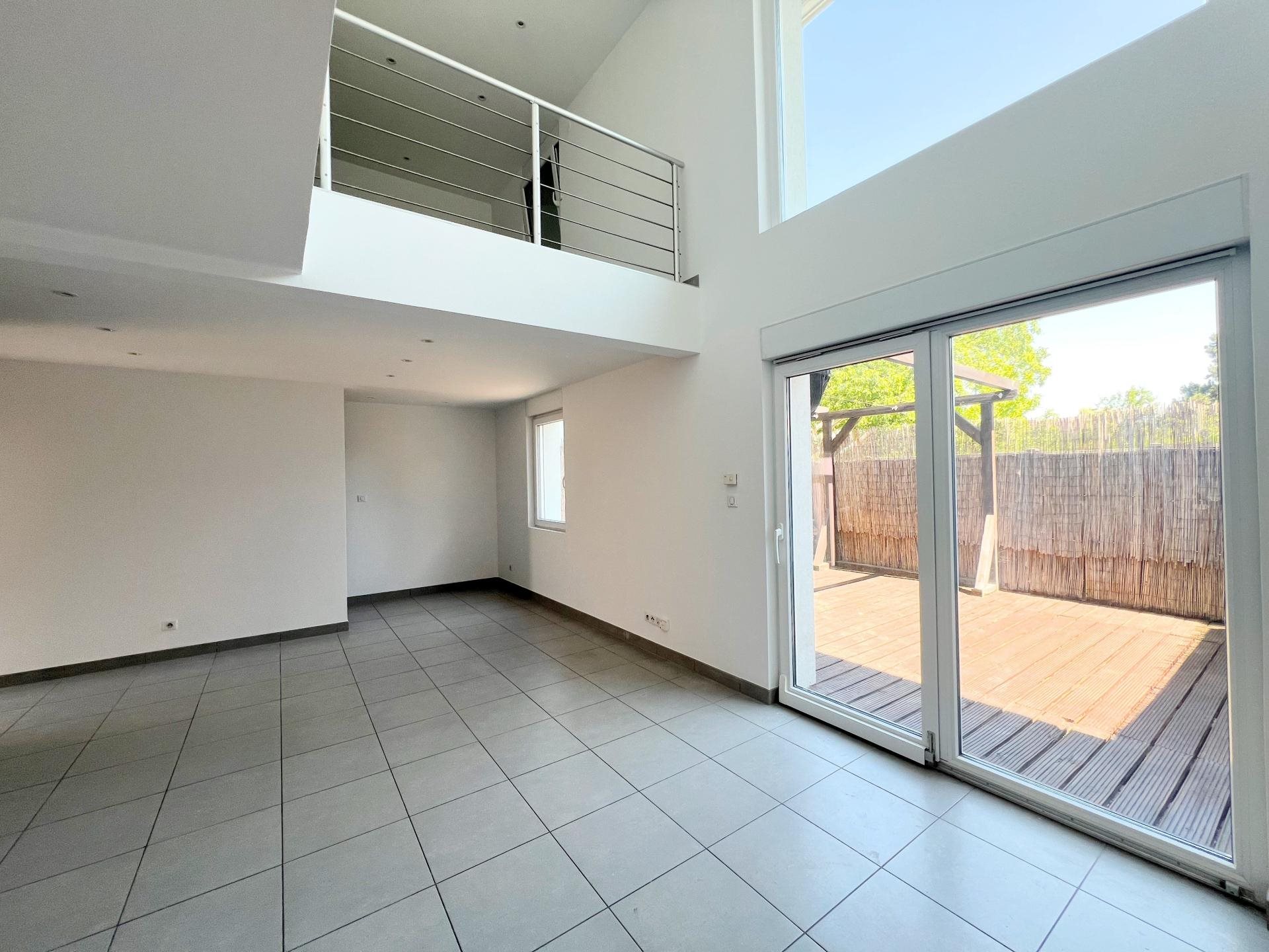 Appartement à vendre, 125m², Village-Neuf