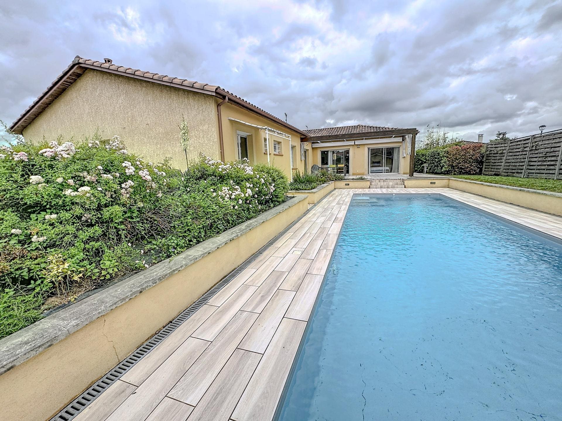 Maison à vendre, 203m², La Magdelaine-sur-Tarn