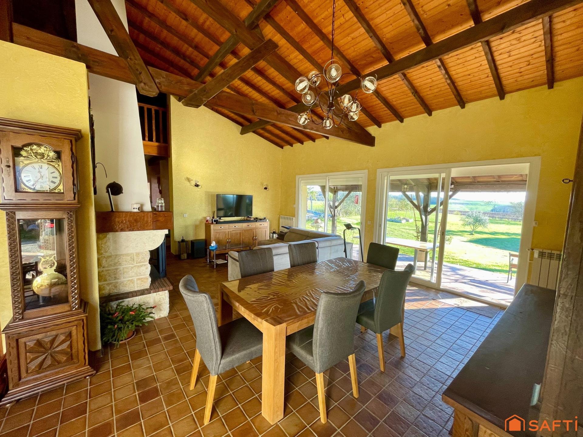 Maison à vendre, 189m², Caussens