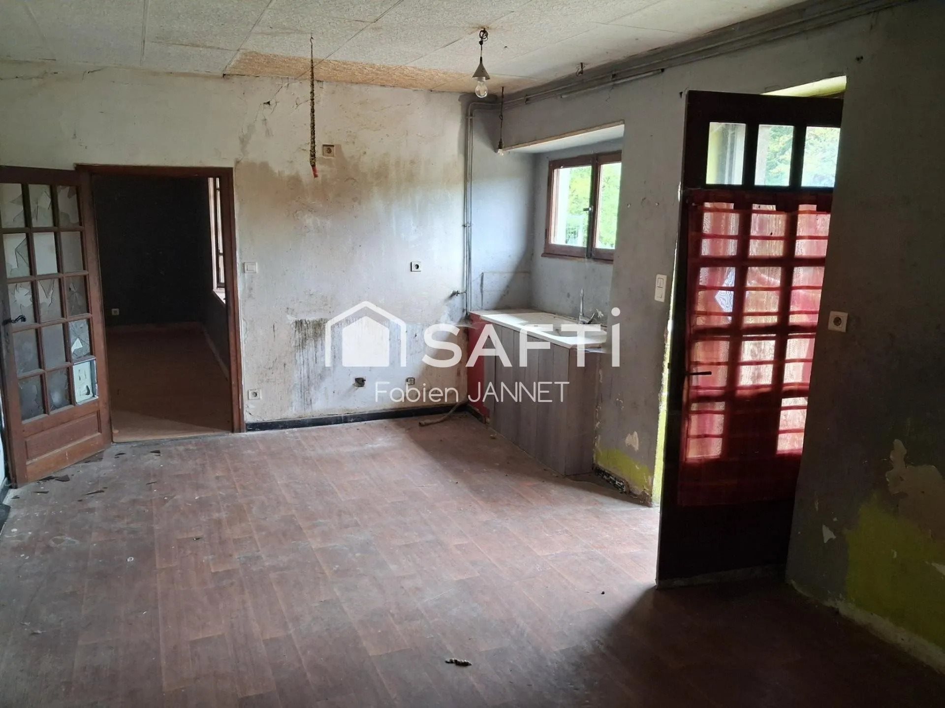 Maison à vendre, 131m², Cousance