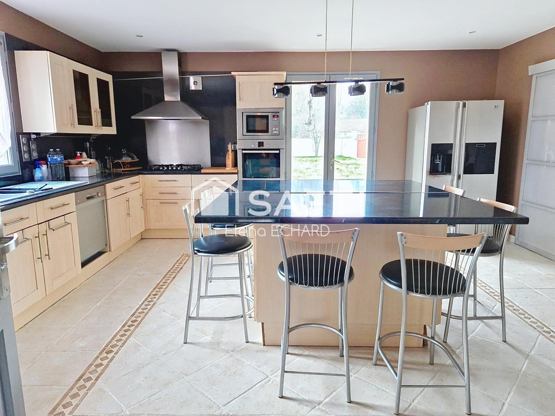 Maison à vendre, 232m², Magnanville